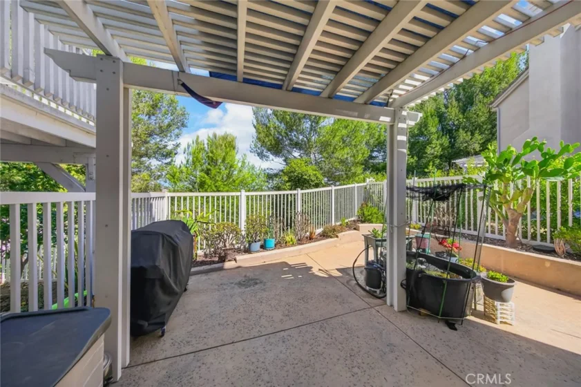 2837 Wisteria photo 26