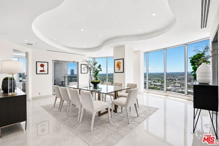 10724 Wilshire Boulevard #1607 photo 35