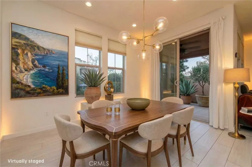 192 Finch photo 5