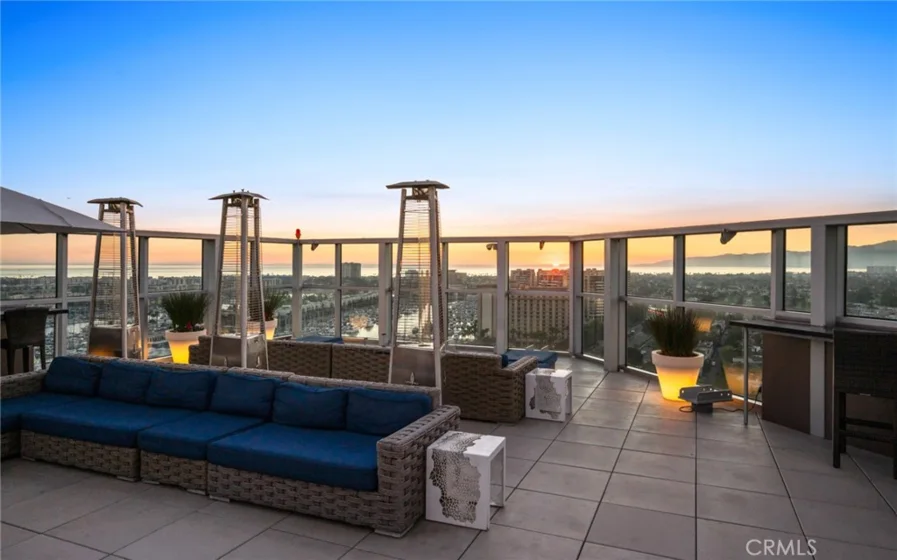 13700 Marina Pointe #611 photo 47