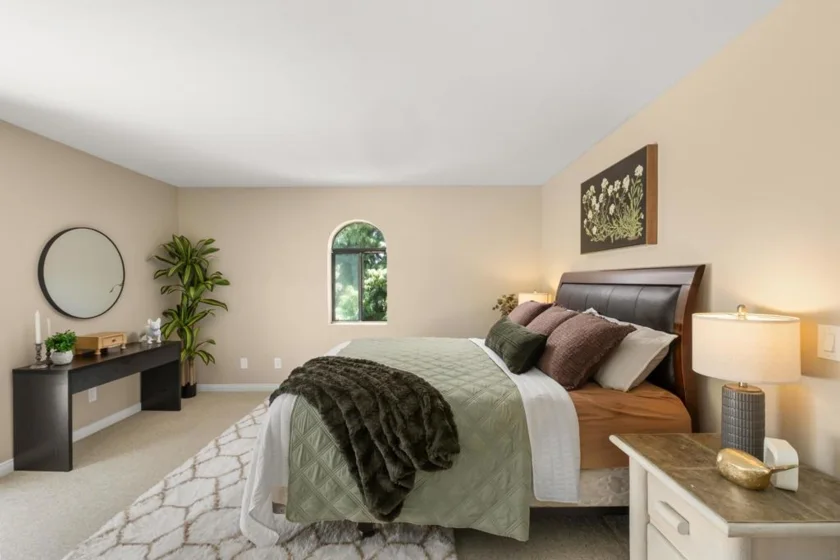 1712 Whaley Avenue photo 4