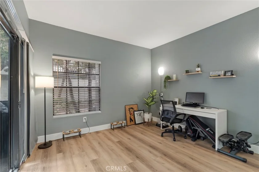 2504 W Macarthur Boulevard #I photo 15