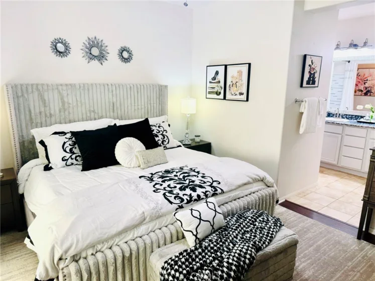 44942 Bellflower photo 13