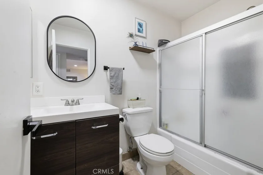 18530 Hatteras Street #337 photo 22