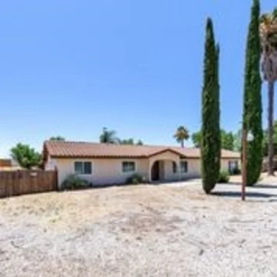 25189 Monroe Avenue photo 24