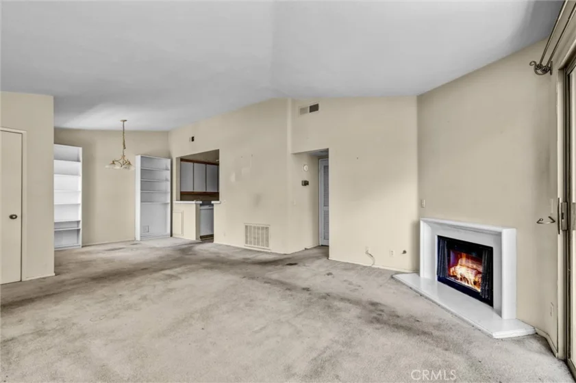 360 Villa Point Drive photo 24