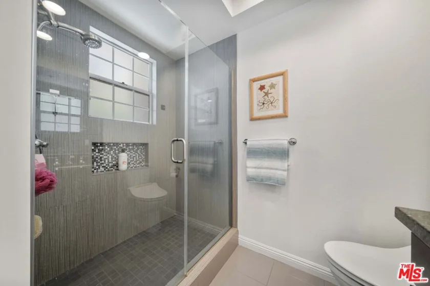 10630 Eastborne Avenue #103 photo 19