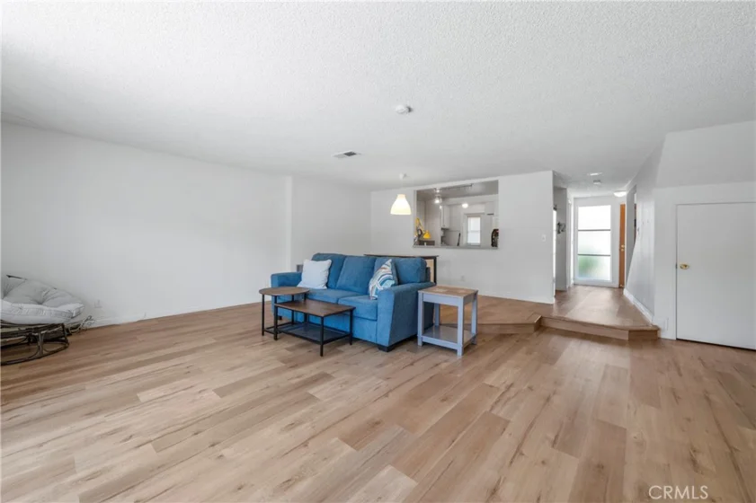 23821 Hillhurst Drive #10 photo 1