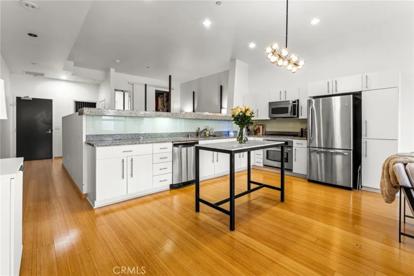 1100 Wilshire Boulevard #2608 photo 32