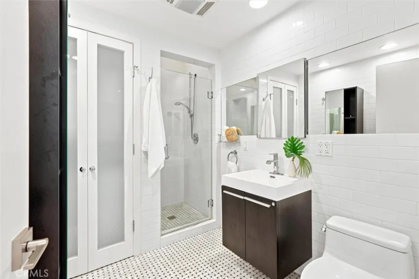 943 14th Street #101 photo 21