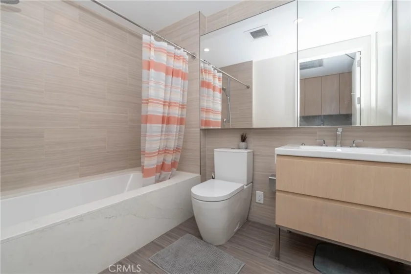 877 Francisco Street #819 photo 49