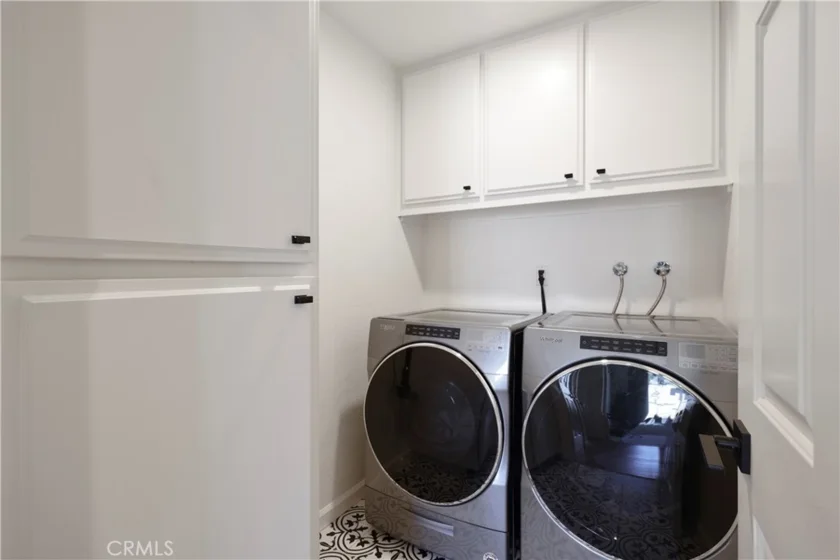 1326 W Park Western Drive #202 photo 17