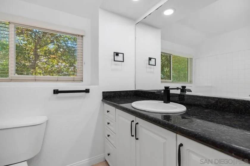 1564 Tanglewood Lane #15 photo 11