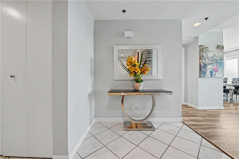 525 E Seaside Way #1109 photo 37