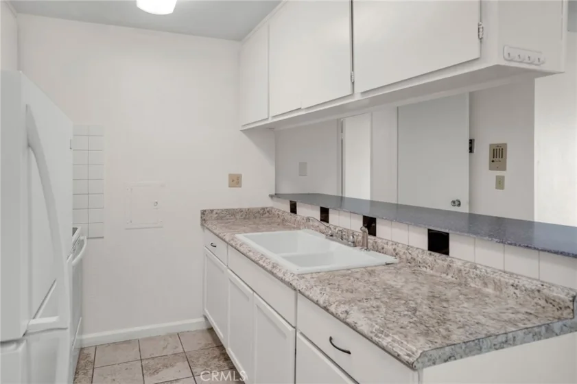 5585 E Pacific Coast Hwy #234 photo 16
