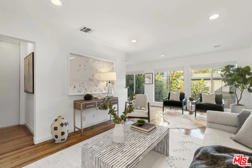 1275 Havenhurst Drive #21 photo 1