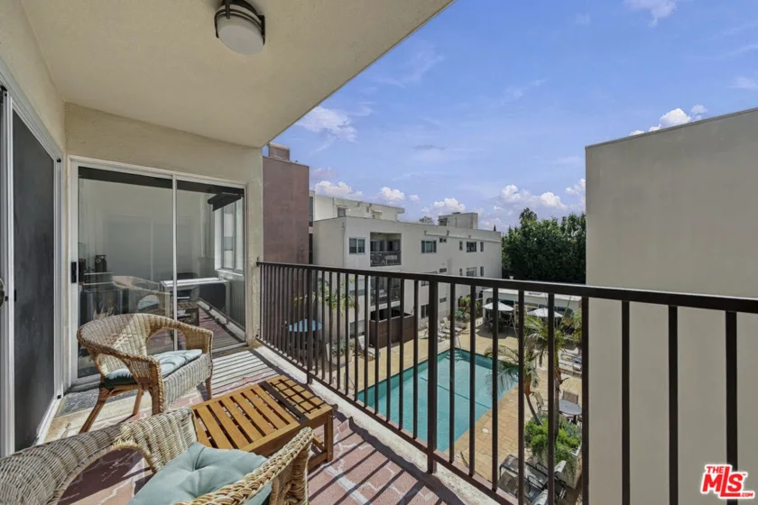 949 N Kings Road #309 photo 8