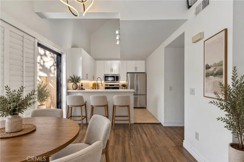 82 Largo photo 6