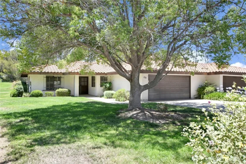 1221 Seven Hills Drive photo 13