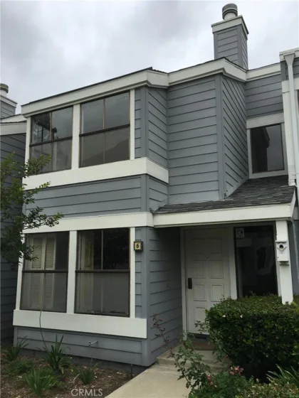 6 Delantera Drive photo 1
