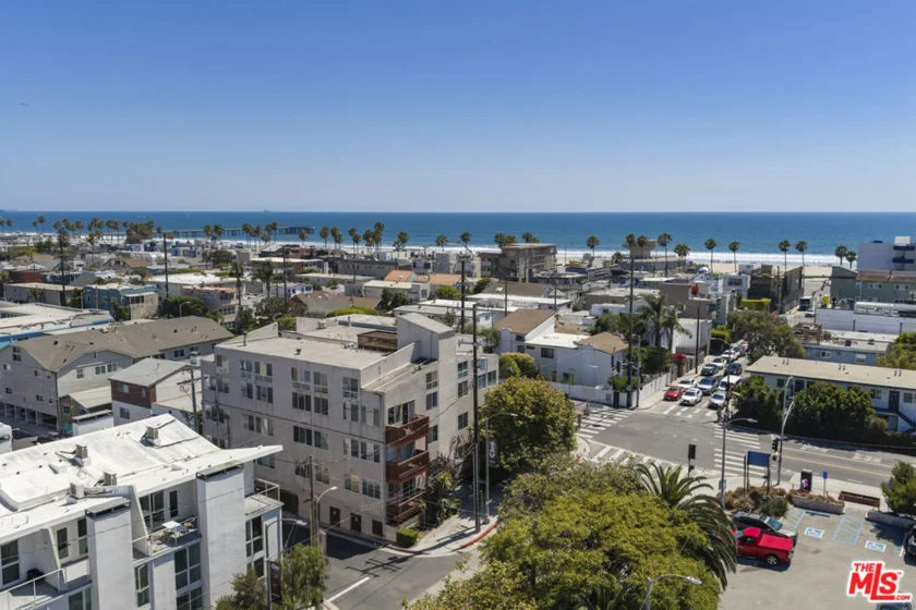100 S Venice Boulevard #3 photo 13