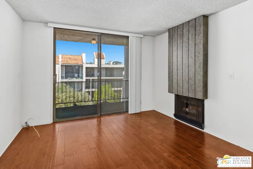 1401 Valley View Road #321 photo 5