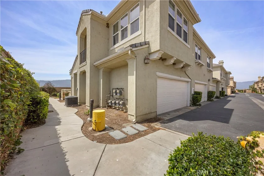 1800 E Lakeshore Drive #1601 photo 19