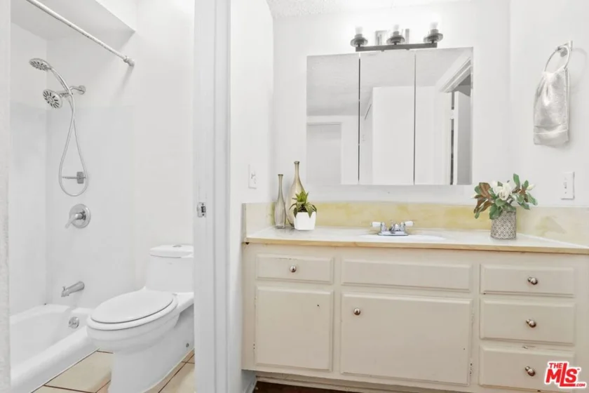 500 Evergreen Street #306 photo 8
