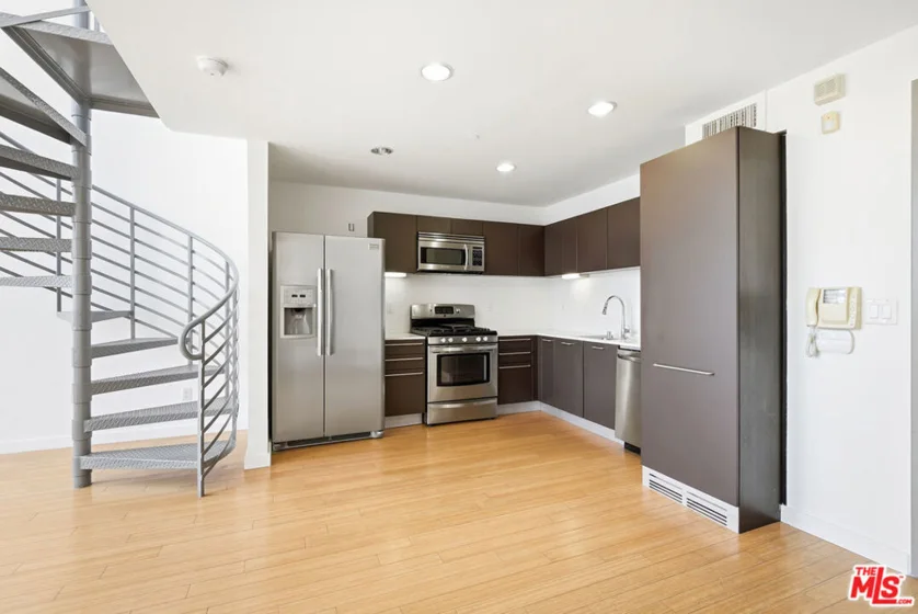1912 Broadway #307 photo 9
