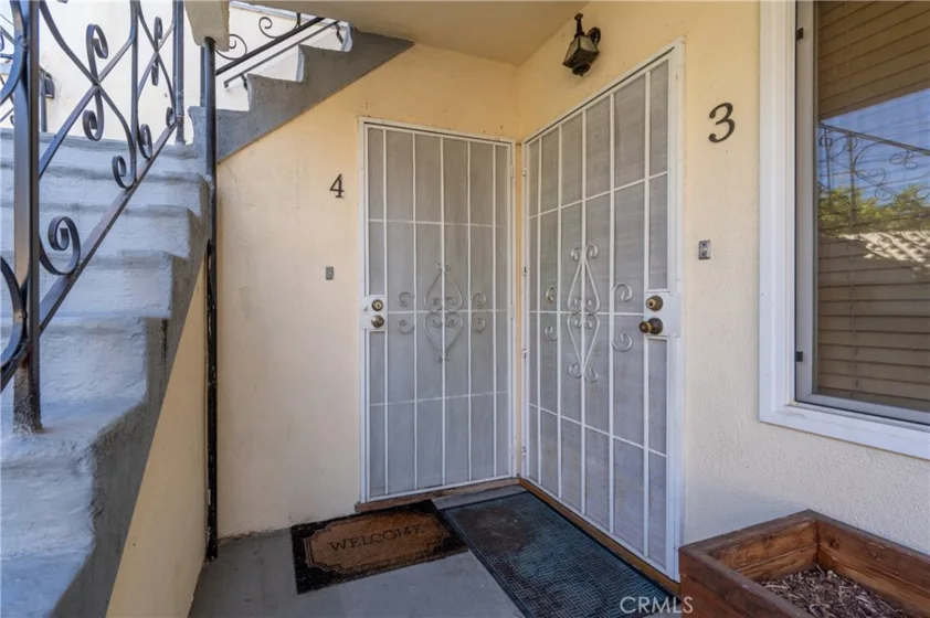 4579 Ambrose Avenue #4 photo 2
