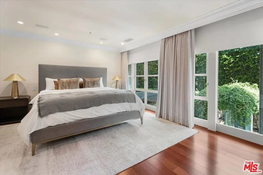 10580 Wilshire Boulevard #2 photo 14