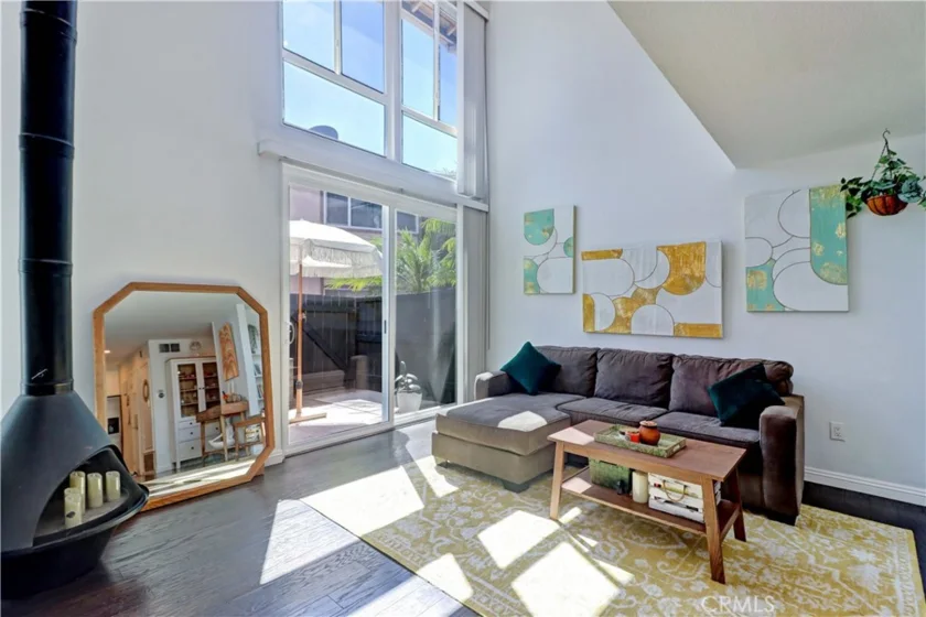 1048 Cabrillo Park Drive #A photo 9
