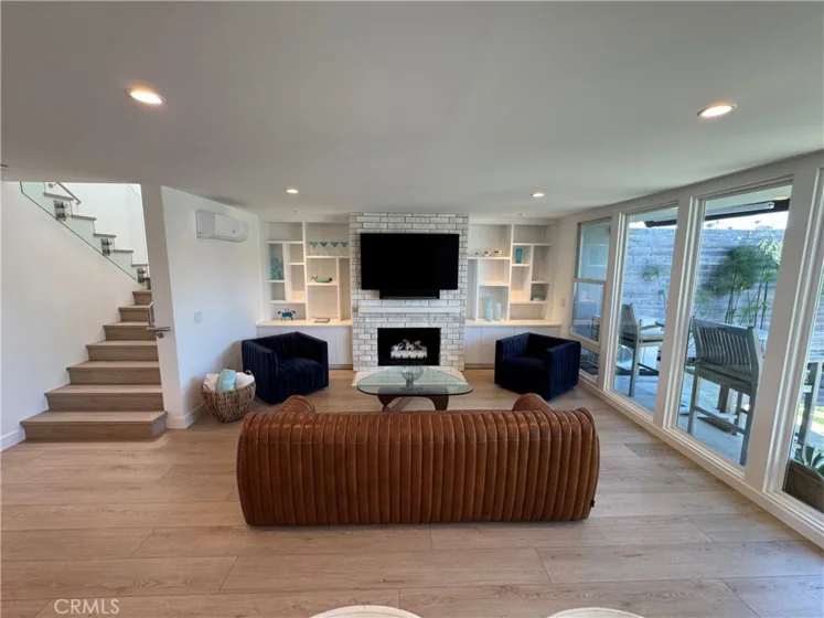 3981 Warner Avenue photo 20