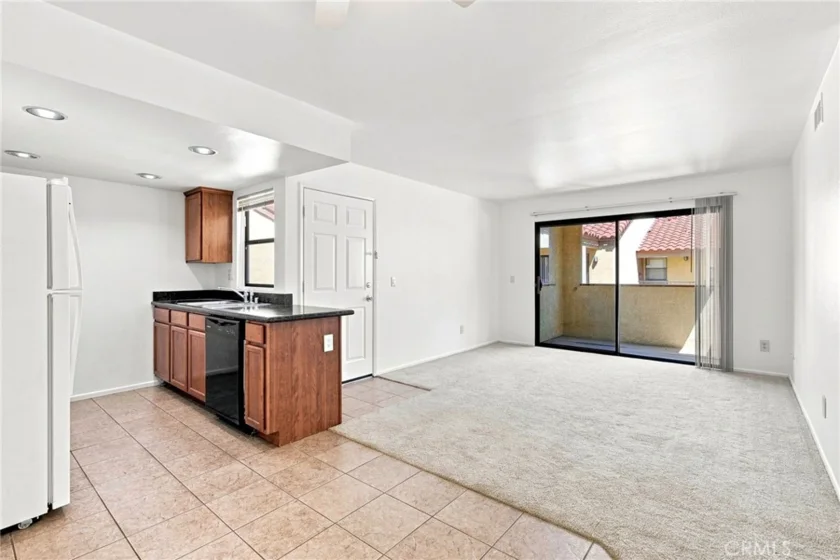 1134 W Blaine #202 photo 6