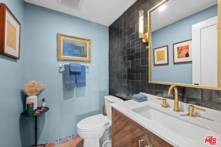 321 N Oakhurst Drive #601 photo 6