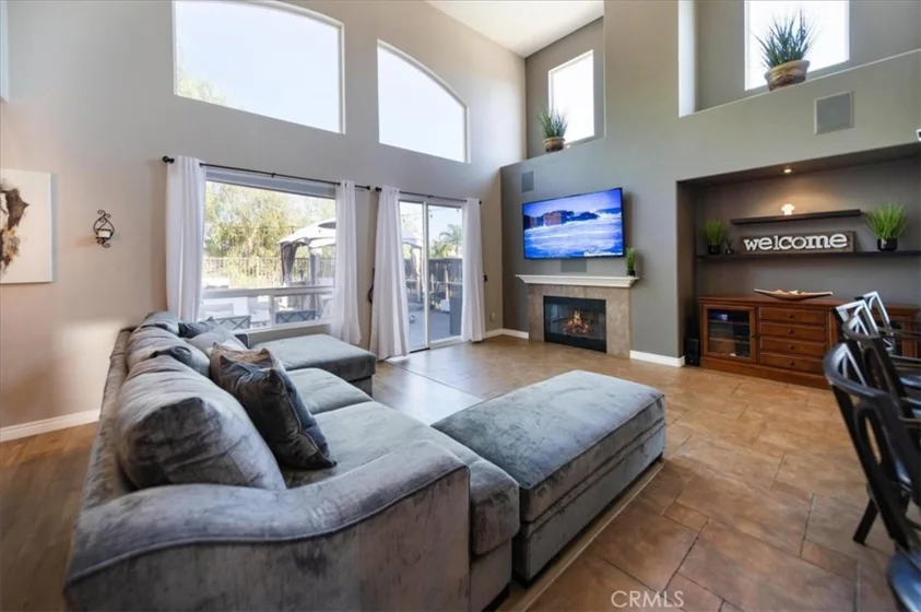 25933 Schafer photo 7