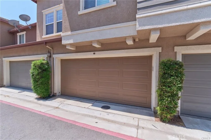 3894 Polk photo 18