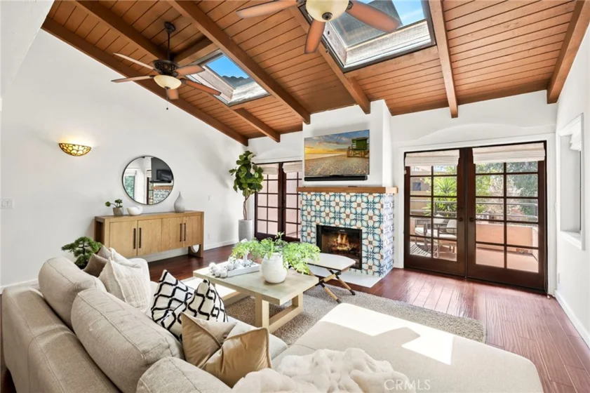 251 Calliope Street photo 27