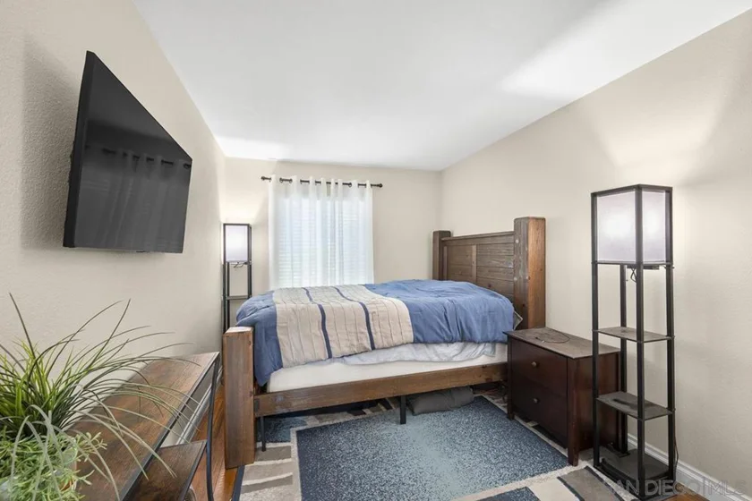 8777 Wahl Street photo 7