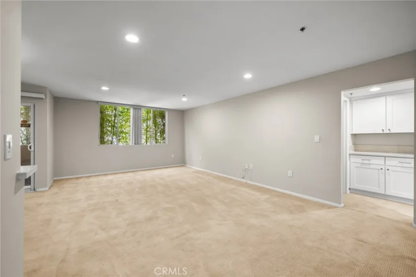 4501 Cedros #220 photo 7