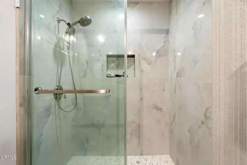 5565 Canoga Avenue #312 photo 19