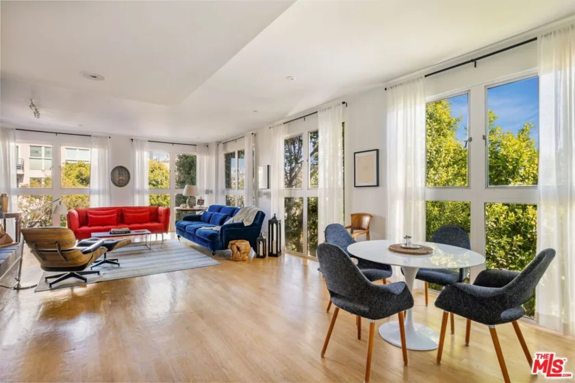 1933 Selby Avenue #301 photo 1