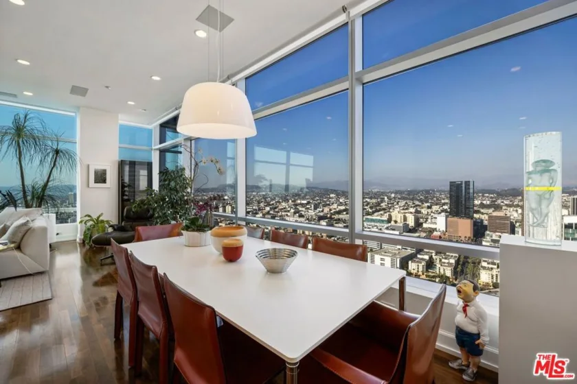 900 W Olympic Boulevard #46G photo 21