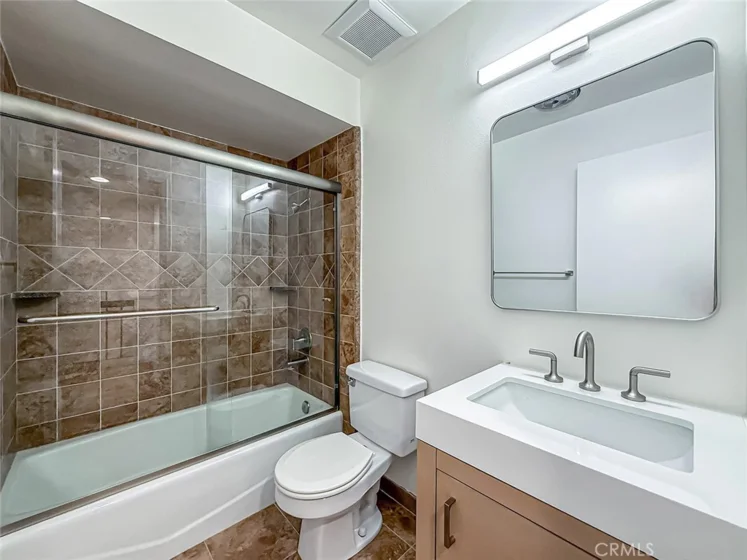 21900 Marylee #279 photo 28