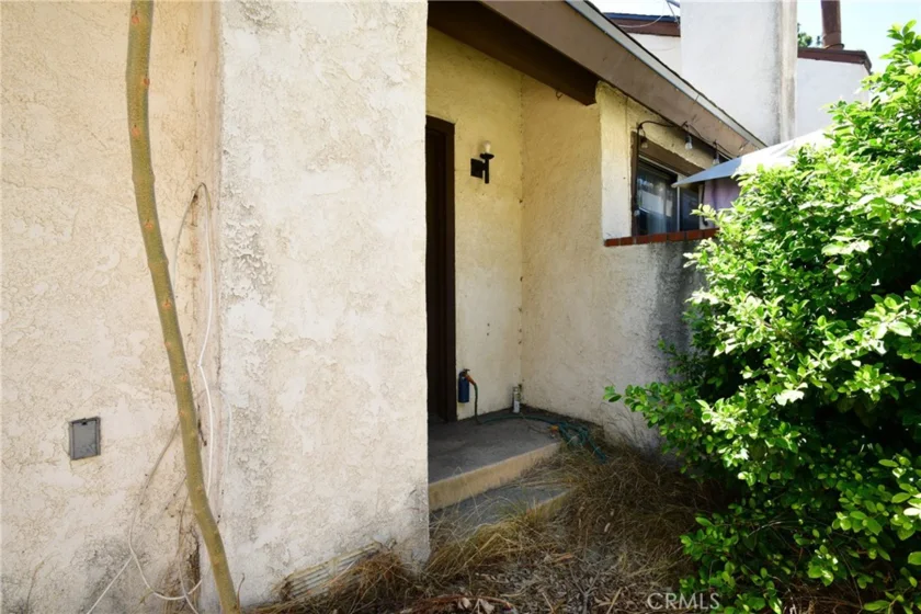 9601 Sylmar Avenue #1 photo 8