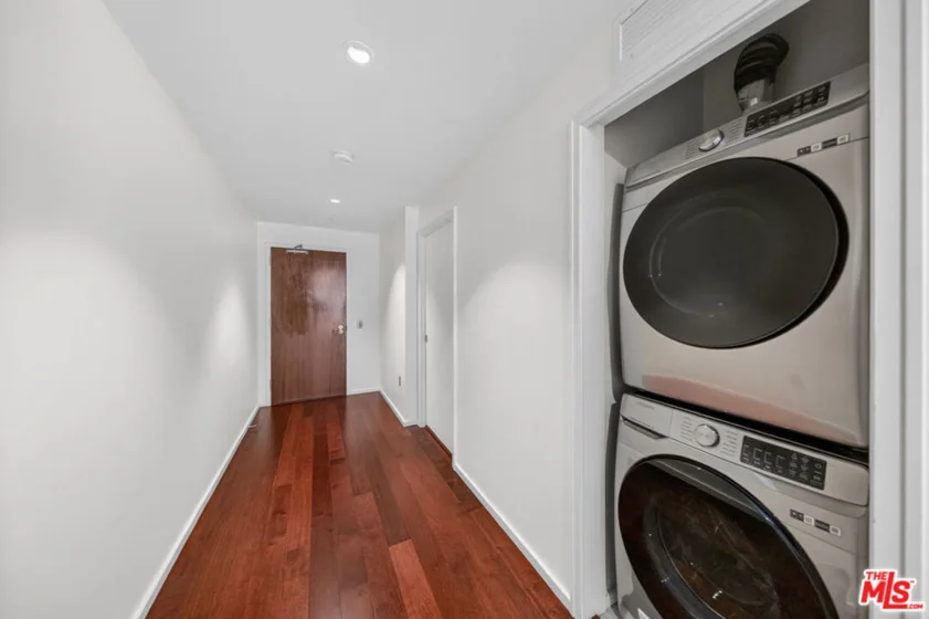 1155 S Grand Avenue #915 photo 9