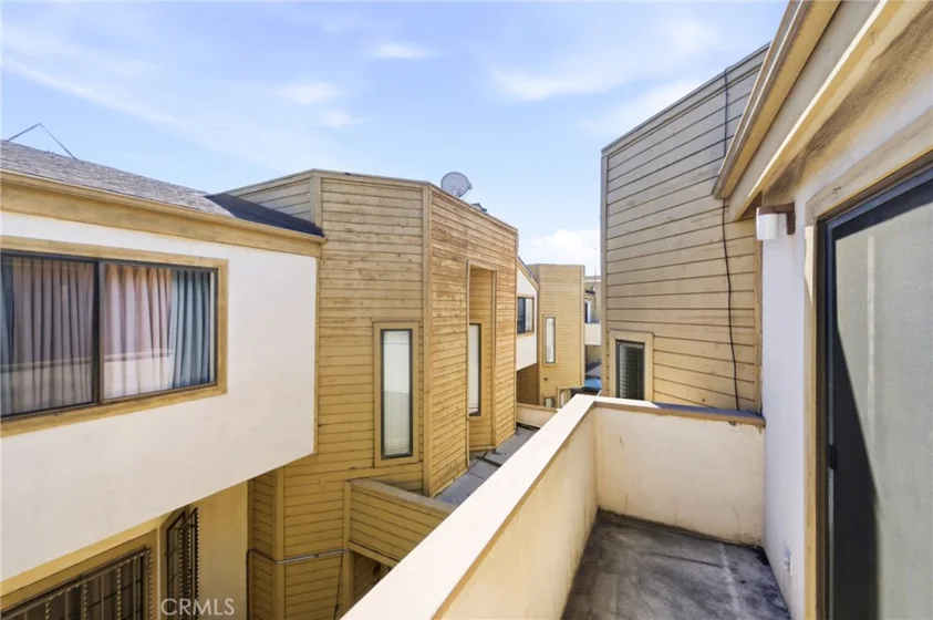 14715 Saticoy Street #14 photo 19