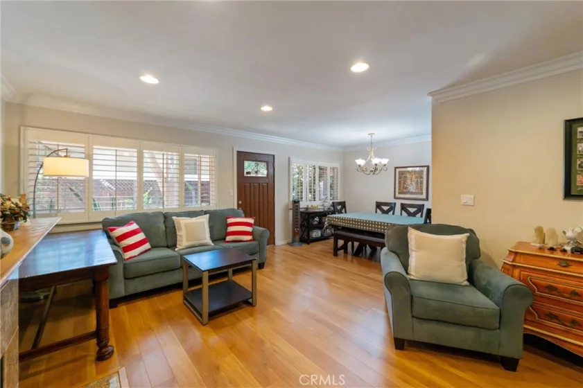 551 W Stocker Street #3 photo 11