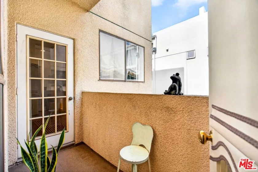 1741 Colby Avenue #203 photo 37
