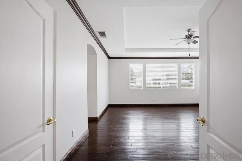 23531 Hobart Court photo 31
